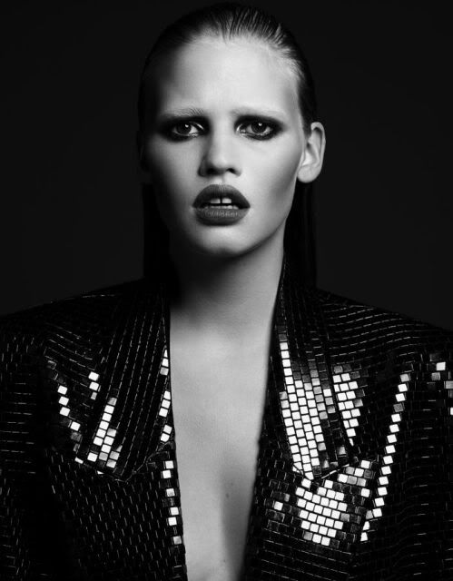 lara stone teeth. 26 year old model Lara Stone