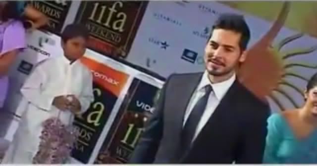 IIFA Awards (2010) Green Carpet At SriLanka mp4 preview 4