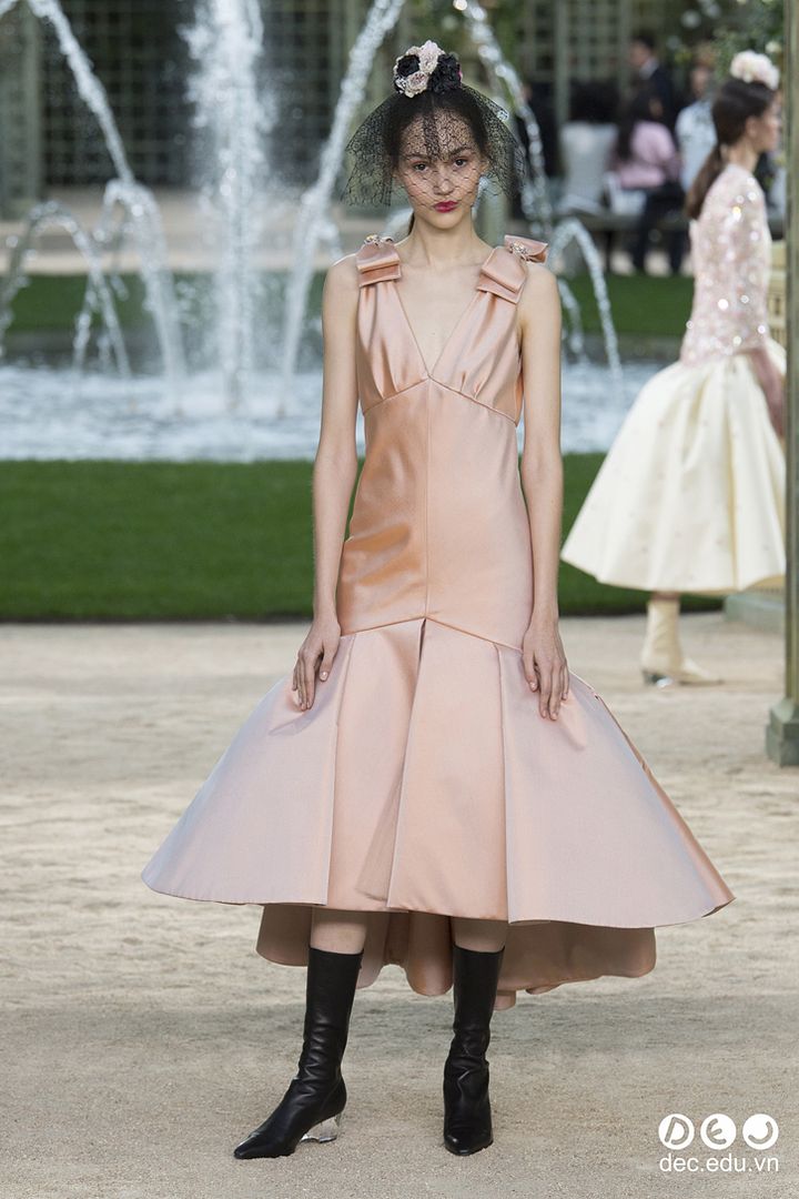 BST-thoi-trang-Chanel-Xuan-2018-Couture 53_zpseep73syx.jpg