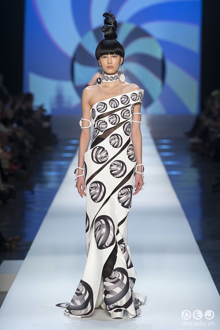 BST-thoi-trang-Jean-Paul-Gaultier-Xuan-2018-Couture 45_zpsdhijwom5.jpg