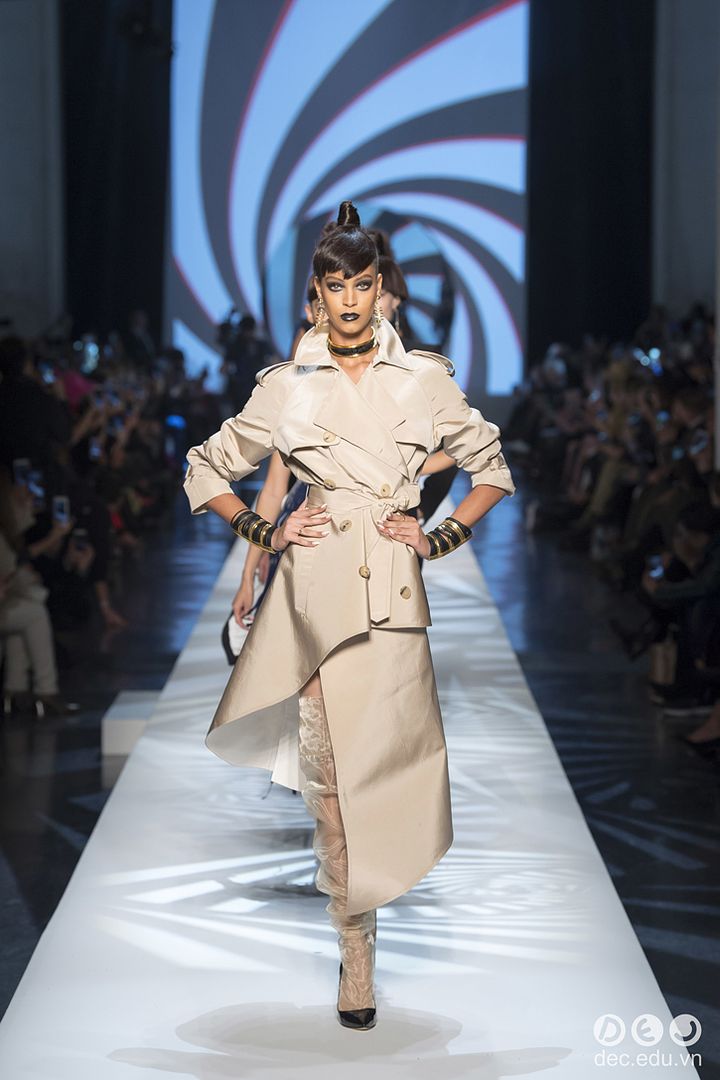 BST-thoi-trang-Jean-Paul-Gaultier-Xuan-2018-Couture 53_zpscnfx5qxv.jpg