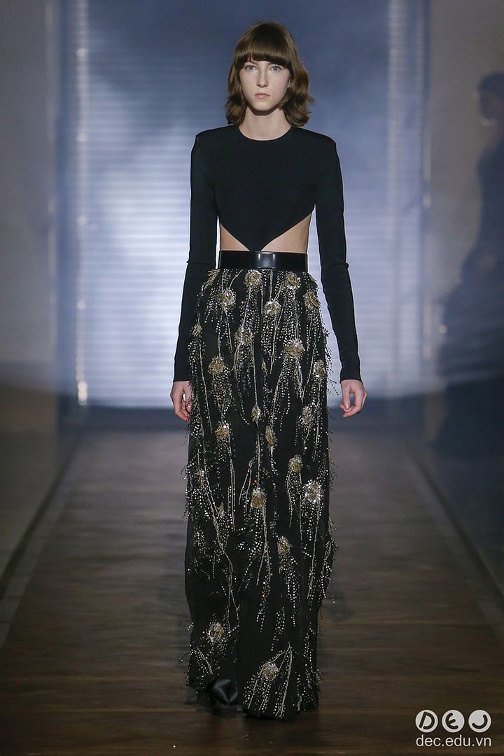 BST-thoi-trang-Givenchy-Xuan-2018-Couture 15_zpse2eyyzc2.jpg