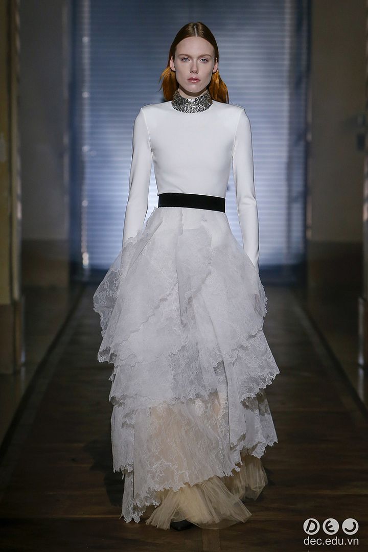 BST-thoi-trang-Givenchy-Xuan-2018-Couture 19_zpsxu4tcfib.jpg