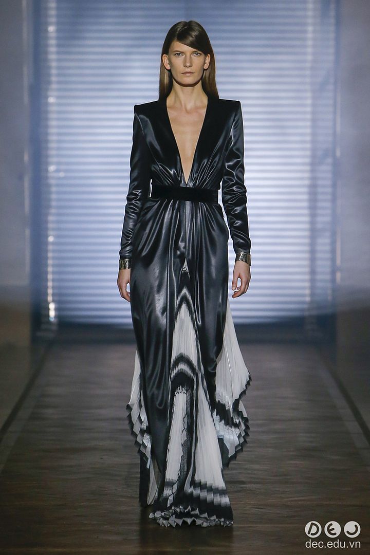BST-thoi-trang-Givenchy-Xuan-2018-Couture 38_zpsdf64t6x6.jpg